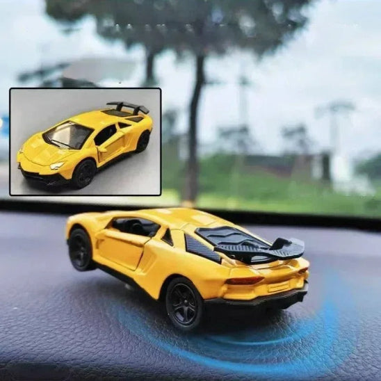 decoration interieur pour voiture jaune